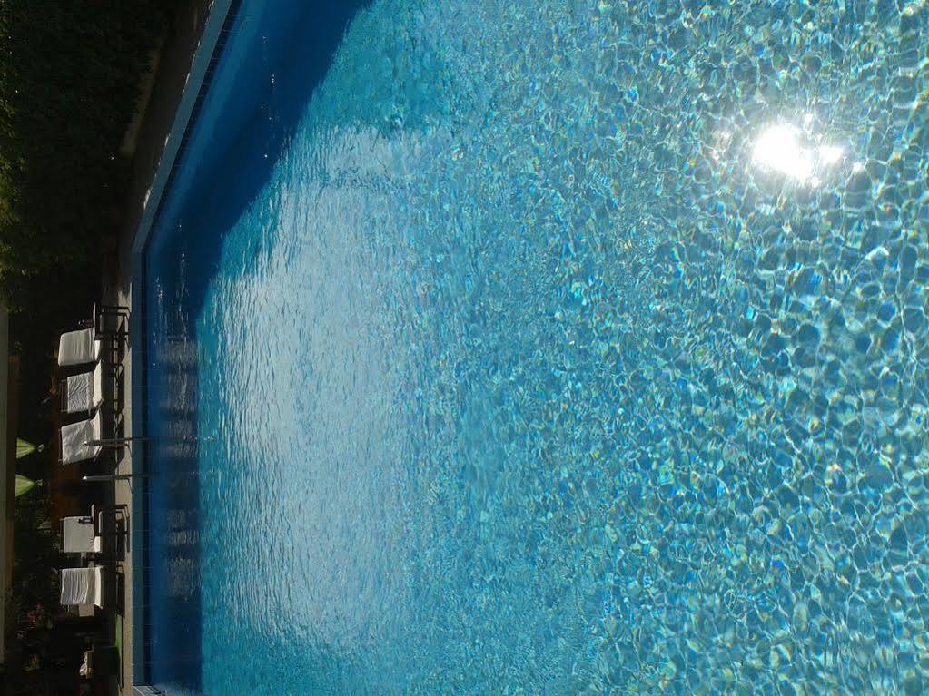 Villa Dolphins Poros Town Bagian luar foto